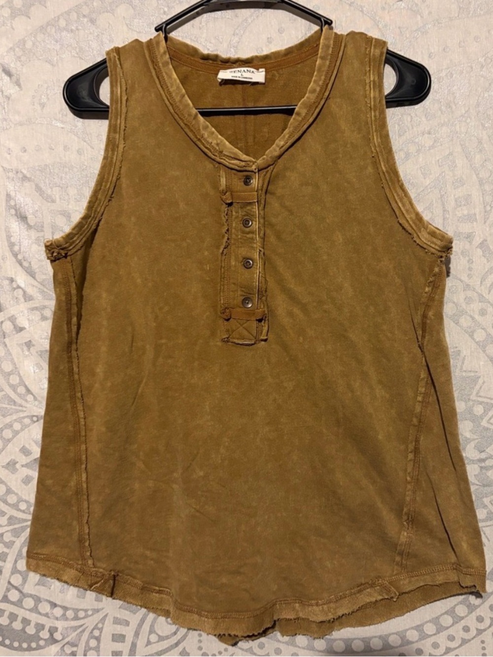 ✨ Zenana Mineral Wash Henley Tank Top Mustard Brown Raw Hem | Large 🤎